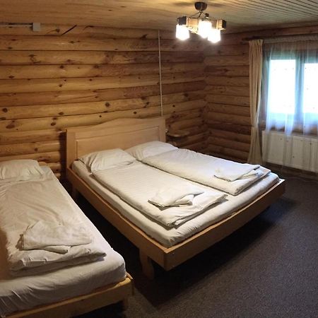 Sokolyne gnizdo Hotel Korosztyiv Kültér fotó