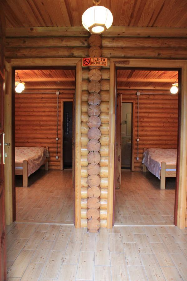 Sokolyne gnizdo Hotel Korosztyiv Kültér fotó