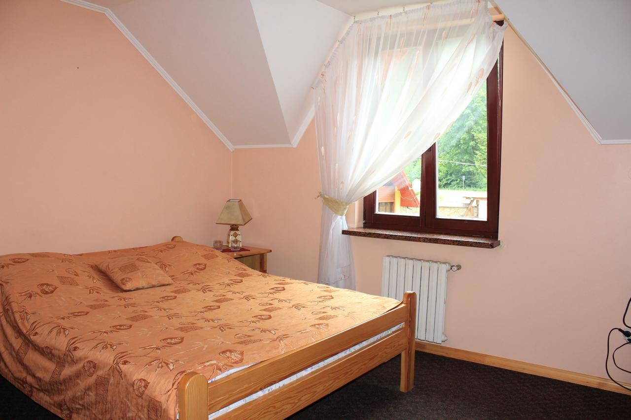 Sokolyne gnizdo Hotel Korosztyiv Kültér fotó